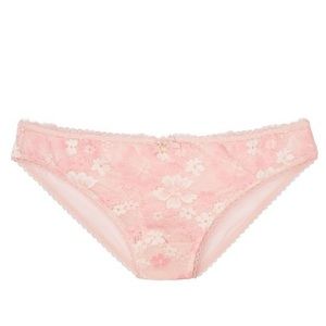 BODY BY VICTORIA
Lace-front Bikini Panty size L
